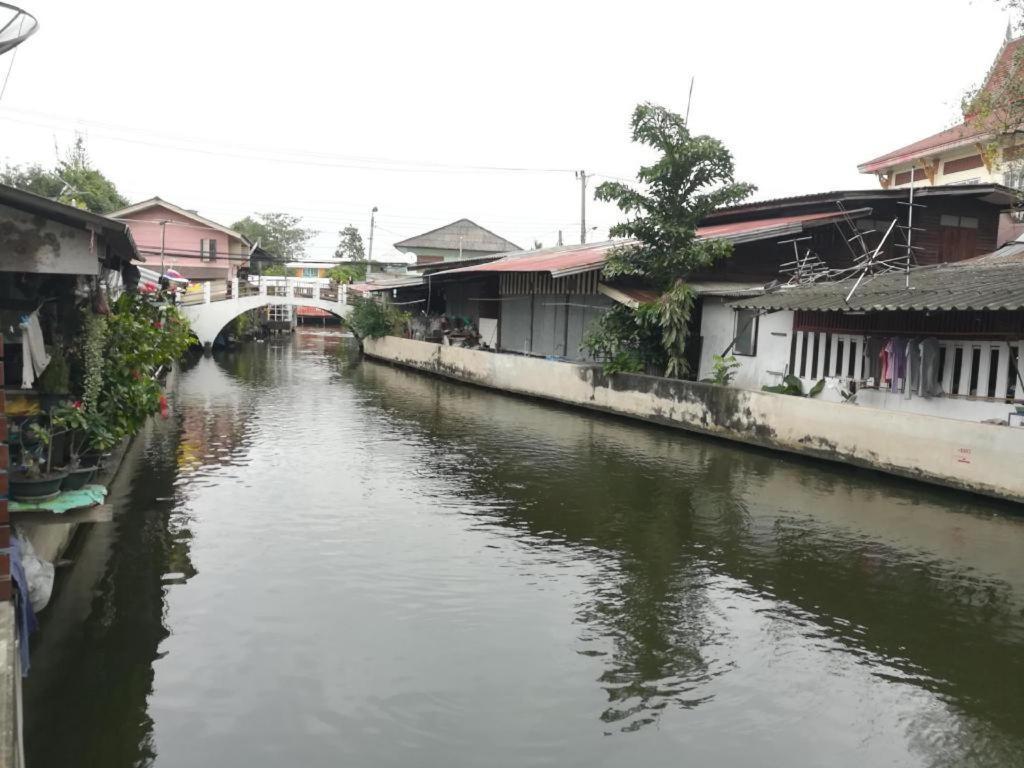 Aiims Tales Canal Boutique House Bangkok Exterior photo